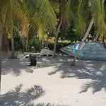 Marysol Great Views Beachfront Next To Nomads D3
