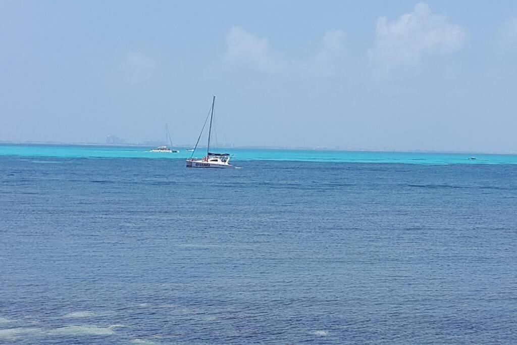 Marysol Great Views Beachfront Next To Nomads D3